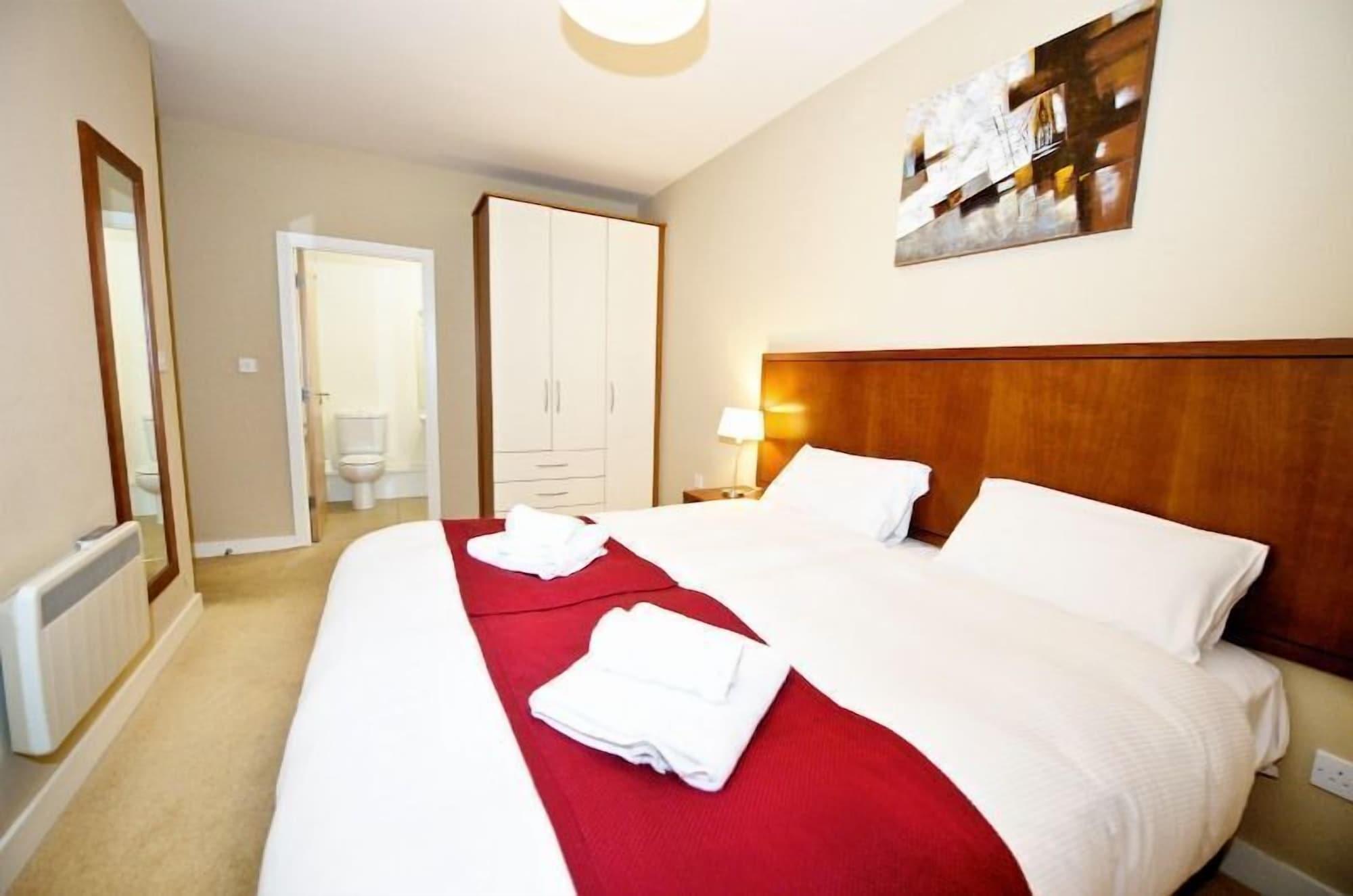 Staycity Aparthotels Dublin Augustine Exterior photo