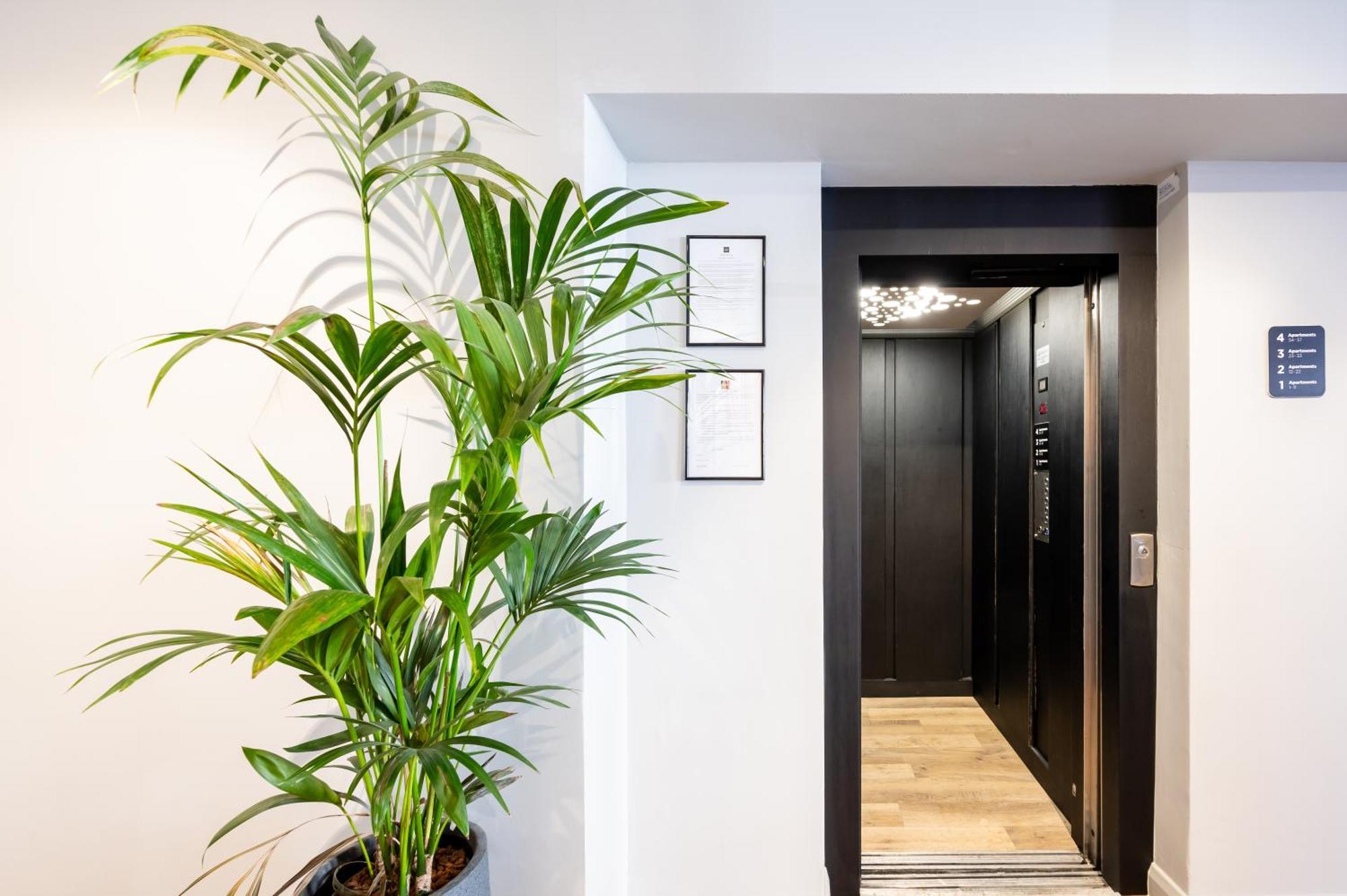 Staycity Aparthotels Dublin Augustine Exterior photo