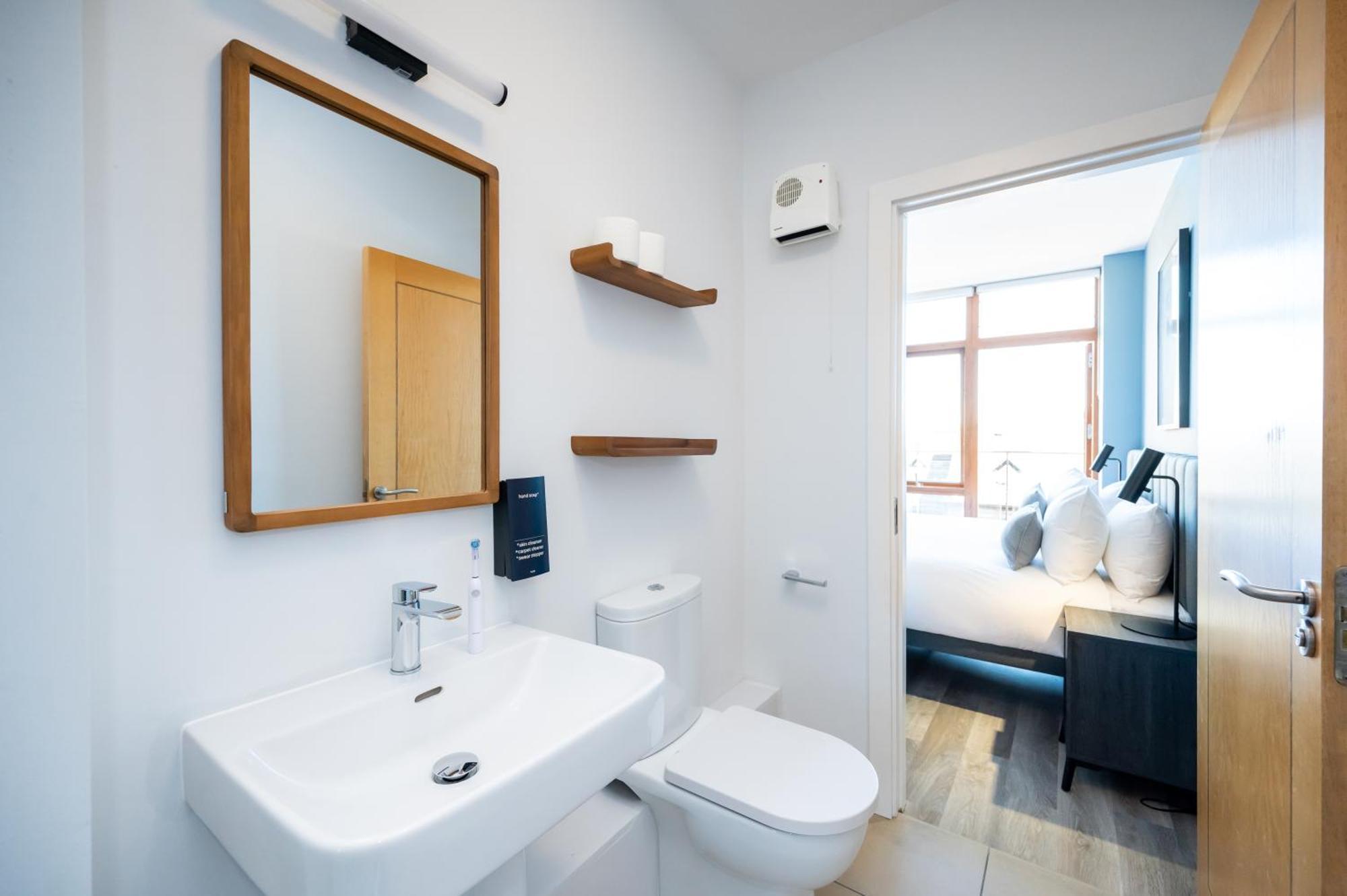 Staycity Aparthotels Dublin Augustine Exterior photo